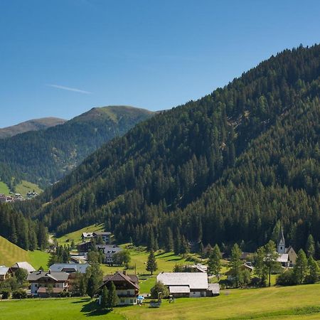 Zirbenhof Hotel Innerkrems Kültér fotó